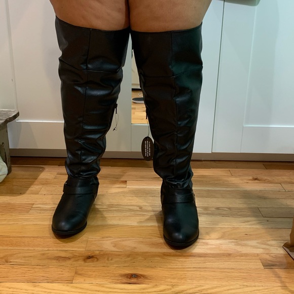 Black wide calf boots - Picture 4 of 5
